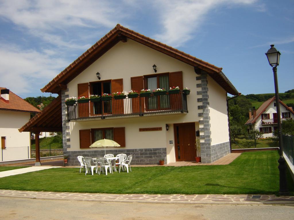 Albergue Irugoienea Espinal-Auzperri ภายนอก รูปภาพ